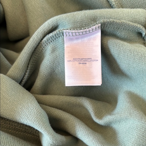 Lands' End Men's Green Quarter-Zip Cotton Pull-Over - Picture 4 of 5